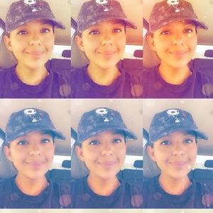 Meet your Posher, Monica